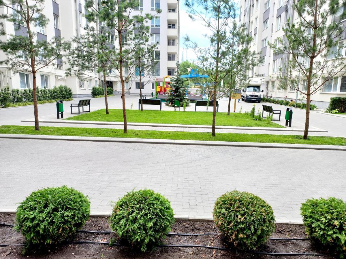 Apartament Dragut In Centrul Orasului! 키시나우 외부 사진